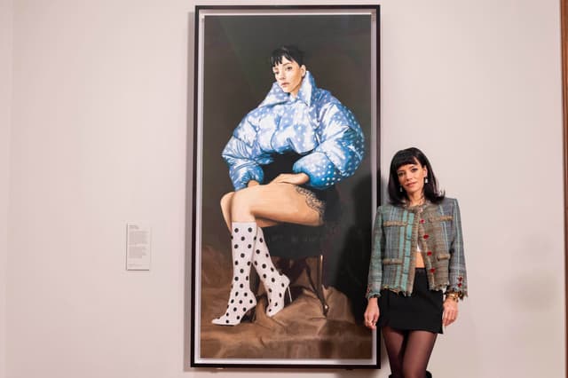 Lily Allen’s West End Girl portrait goes on display at National Portrait Gallery