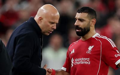 Slot reveals Salah injury update after Liverpool star asks to come off