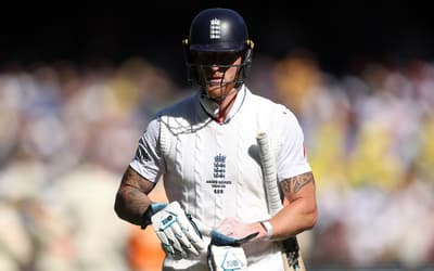 England reeling as 20 wickets tumble on chaotic first day in Melbourne