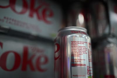 Diet Coke revives 80s Supercan in football promotion
