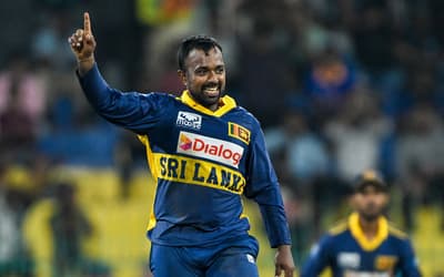 England succumb to spinners in opening ODI defeat to Sri Lanka