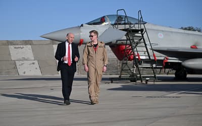 Fighter pilot enjoys sunrise beer after shooting down Iranian drones