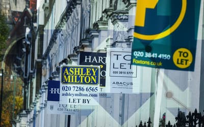 London rents see biggest annual fall in two years