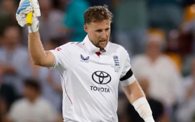 Stylish Root ends long wait for first Test century in Australia