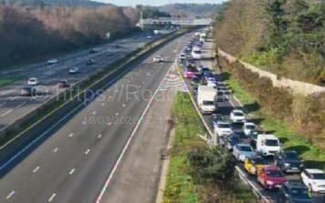 Two-lorry crash on the M3 near Heathrow sparks traffic chaos 