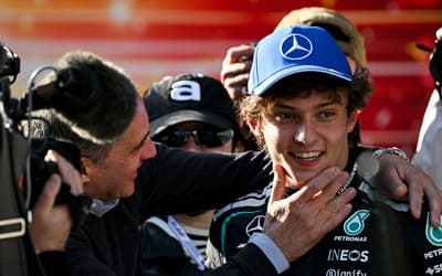 Antonelli breaks F1 record to claim Chinese GP pole position