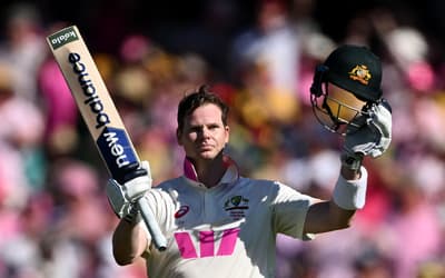 England hopes of final Ashes win fading after punishing day in Sydney